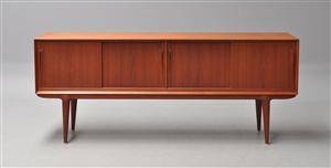 Dansk møbelproducent, lav skænk i teak