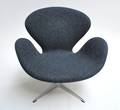 Arne Jacobsen 1902 - 1971. Svanen. Hvilestol, model 3320, Antracitgrå