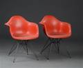 Charles Eames, par stole, model DAW 