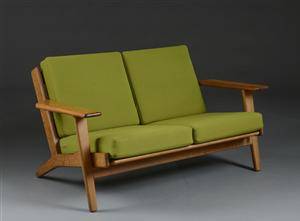 Hans J. Wegner. to-prs sofa model 2902 af røget eg 
