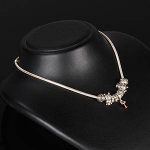 Pandora halskæde med charms