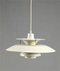 Poul Henningsen. Pendel. PH5 hvid
