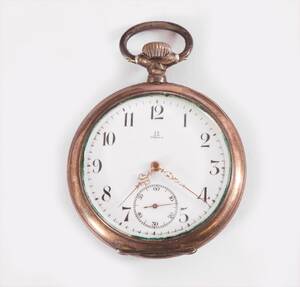 Fickur i silver, Omega