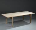 Hans J. Wegner. Sofabord, sæbebehandlet egetræ