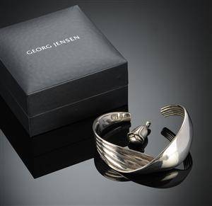 Georg Jensen armring og årssmykke 2