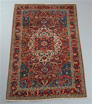 Persisk Bakhtiari tæppe, 135x210 cm.