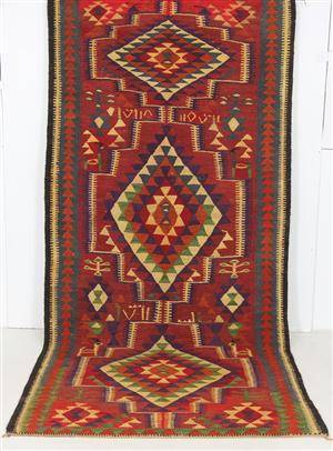 Harsin-kelim 340 x 156 cm