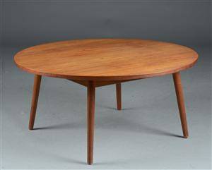 Dansk møbelproducent. Sofabord af teaktræ