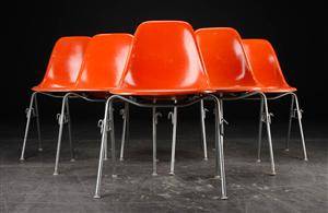 Charles Eames. Seks skalstole, glasfiber, model DSS 6