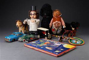 Diverse dele ældre legetøj 