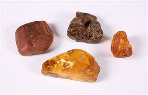 Ravklumper, samlet vægt ca. 219 gr. 4