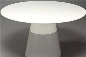 Horizon spisebord model Ø125 med skjult vinkøler