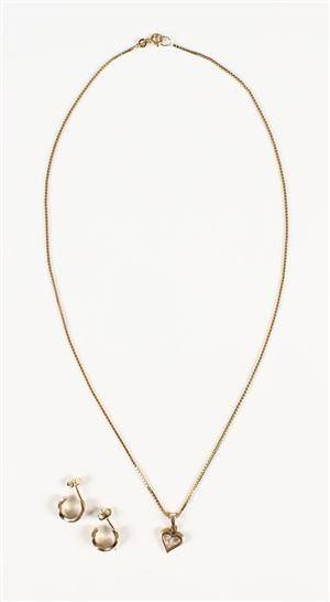 Ørestikkere samt hjertevedhæng med kæde, guld, brillanter 3 