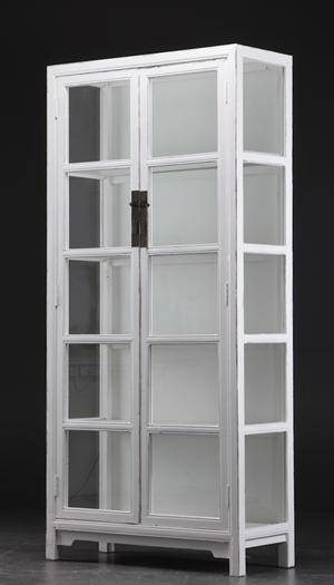 Vitrinskåp, vit antikbemålning.