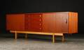 Skænk af teak, 1950erne, dansk møbeldesign