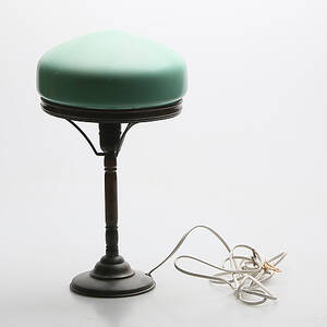 BORDSLAMPA, metallglas, ca 1900.