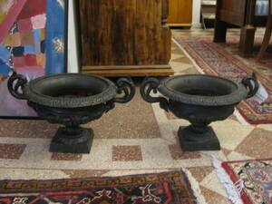 Trädgårdsurnor, 1 par