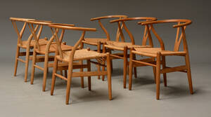 Hans J. Wegner. Sæt på seks Y- stole, model CH24 6 