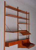 Poul Cadovius. Væghængt reolsystem af teaktræ