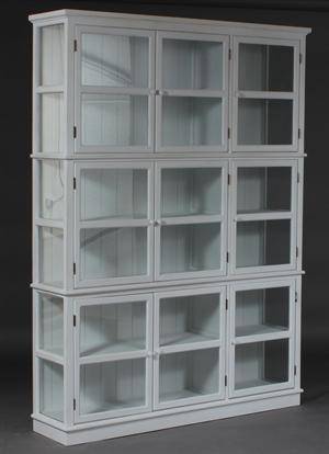 Bogskab i fransk landstil