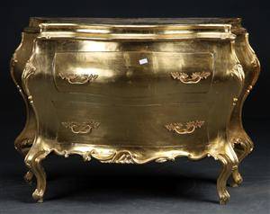 Kommode i guld bemalet træ 