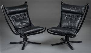 Sigurd Resell. Par Falcon lænestole. 2 