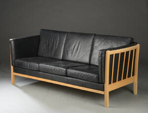 Tre pers. sofa, bøg og læder Denne vare er sat til omsalg under nyt varenummer 4622229