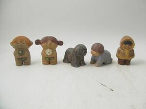 Figuriner, 5st