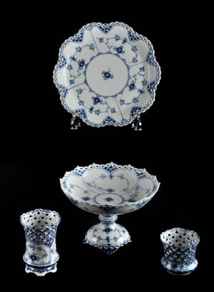 Royal Copenhagen. Servisdelar Musselmalet Helblond 4