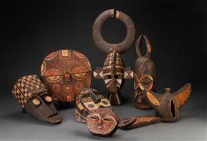 Samling afrikanske masker 7