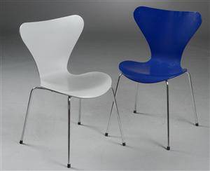 Arne Jacobsen, to stole, Syveren, model 3107 2