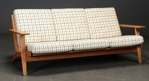 Hans J. Wegner. Tre-pers. sofa, model GE-290