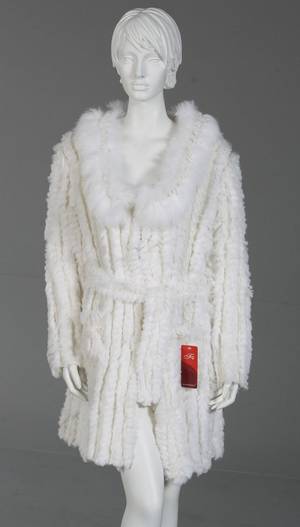 Angelique L. Frakke i kanin og strik str LXL