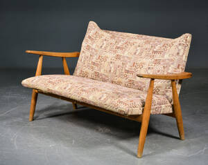 H. J. Wegner, To pers. sofa, model Ge-2602 