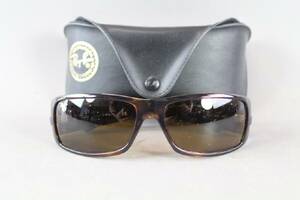 Solglasögon Ray Ban RB4057