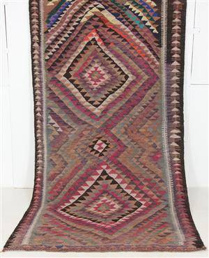 Harsin-kelim 313 x 170 cm