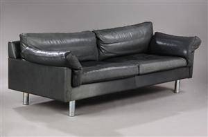 Erik Jørgensen. Tre-pers sofa, læder