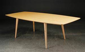 Snedkermester Lau Lauritsen. Spisebord af ask