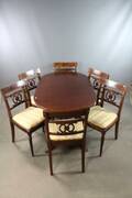 Matgrupp engelsk stil 7 delar, bord och stolar 6 st