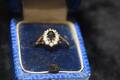 Guldring 18K, med sten, diam 18 mm