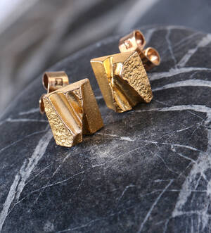 Björn Weckström for Lapponia. Et par moderne ørestikker af 14 kt. guld 2