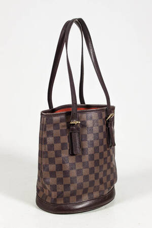 Louis Vuitton, modell Marais Petit Bucket i Damier Ebene Denna vara har satts till omförsäljning under nytt varunummer4182024
