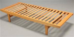 Poul M. Volther. Daybed briks af bøg 