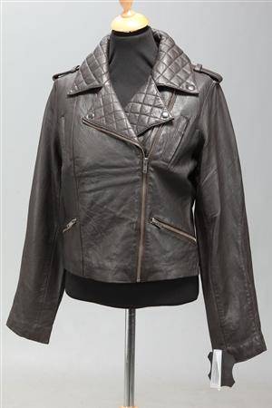 Sort bikerjakke, str. 42 - Designprøve