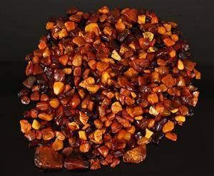 Samling uforarbejdede ravklumper, ca. 771 gr. 