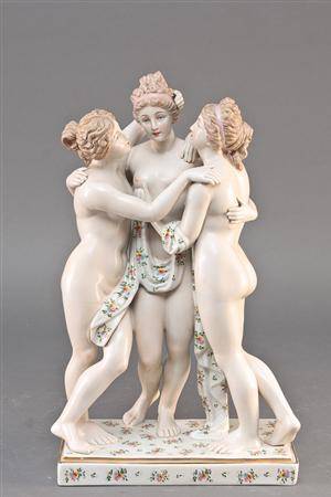 De tre Gratier. Figurgruppe af porcelæn