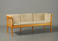 Ubekendt møbelproducent. Tre-personers sofa af bøgetræ.