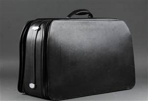 Connolly Leather Limited. Rejse- weekend taske af sort anilinlæder