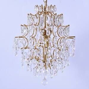 TAKKRONA, mässing med prismor, 1900-talets senare del.