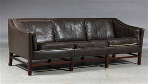 Grandt Design. Tre-pers. sofa